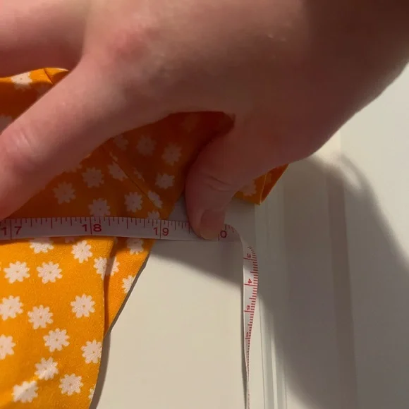 NWOT Yellow Floral Dress Size XL - Picture 9 of 9